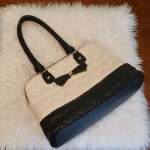 Betsey Johnson black&white purse
